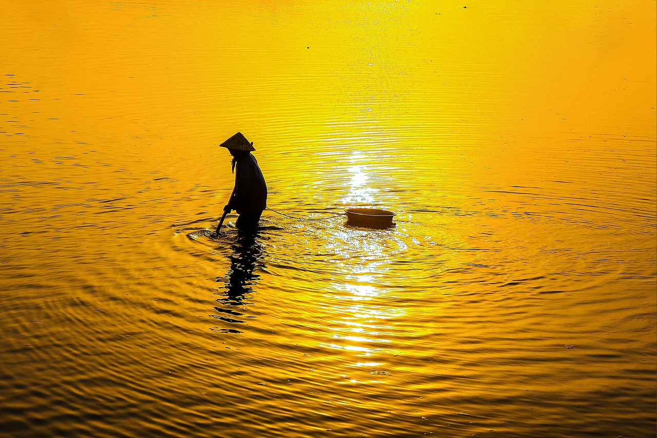 恋愛詐欺に使われる写真の特徴とは？