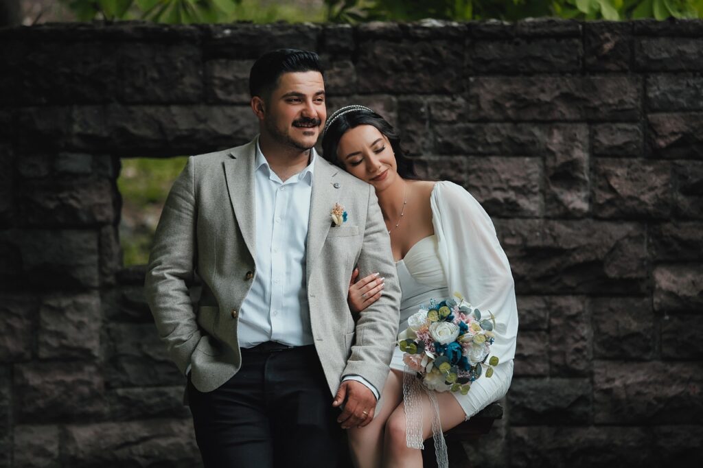 結婚詐欺を見分けるための選び方は？